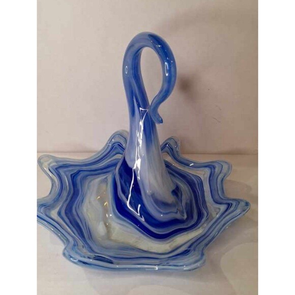 HANDMADE BLOWN SWIRL GLASS ART PIECE BLUE WHITE ONE-OF-A-KIND SERVING DISH - Picture 5 of 10